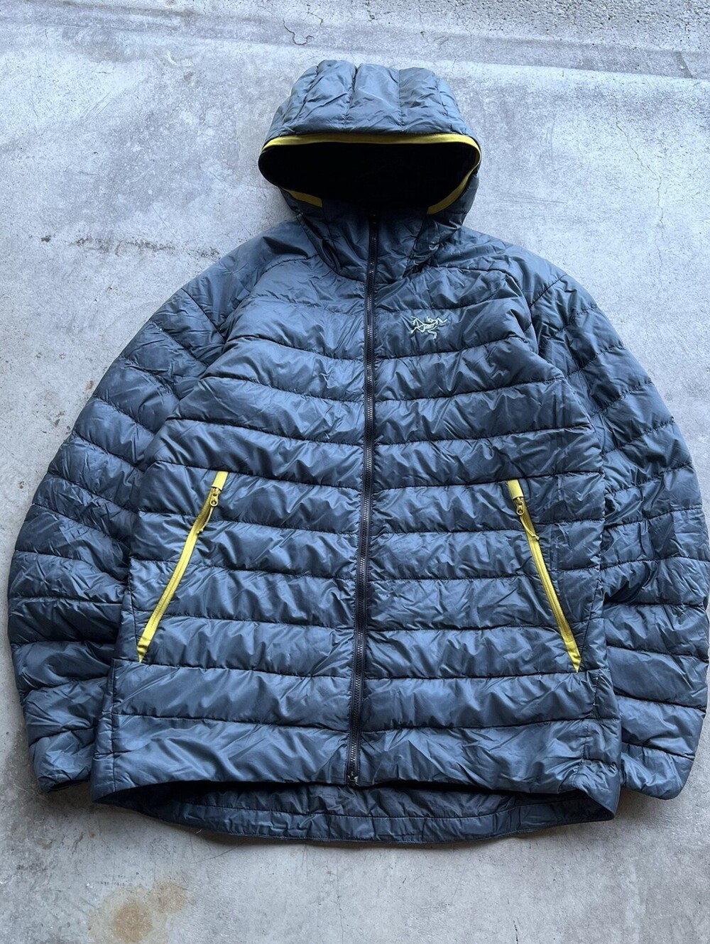 Arcteryx Cerium LT Down Hoody Mens Large Winter Puffer Jacket Navy Blue Slate